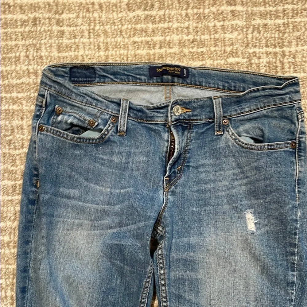 Women’s Levie’s Superlow Straight Leg Distressed Jeans